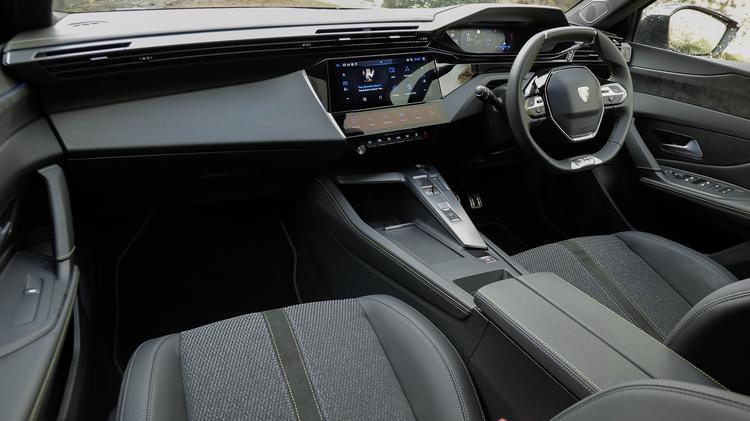 PEUGEOT E-408 ELECTRIC FASTBACK 154kW Allure 58kWh 5dr Auto